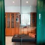 Vibe In Architectural Settings