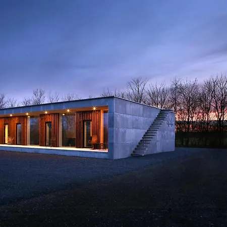 Vibe In Architectural Settings Arre