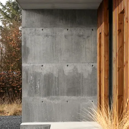 Holiday home Vibe In Architectural Settings