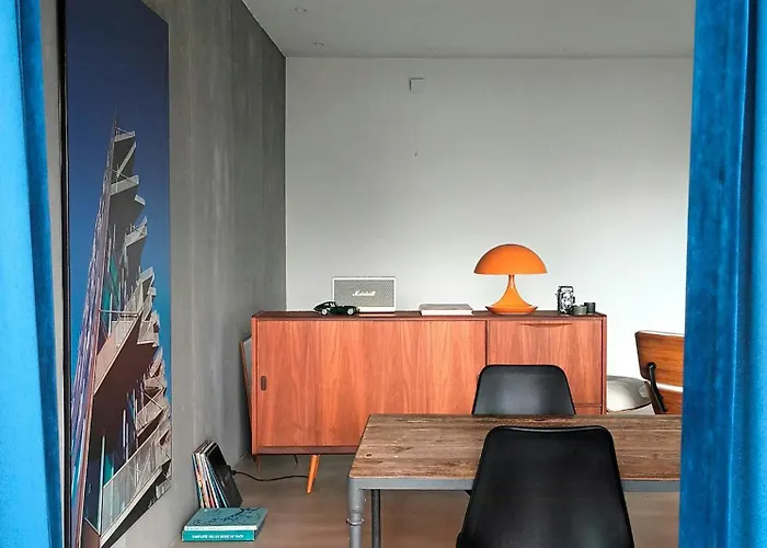 Vibe In Architectural Settings * Arre