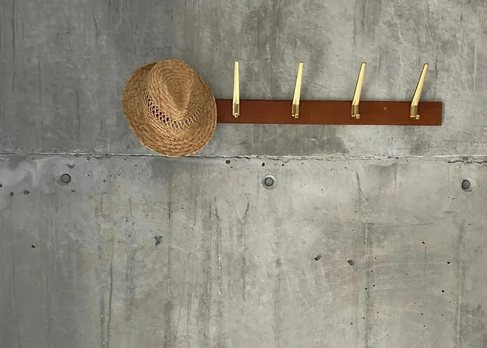 Vibe In Architectural Settings * Arre