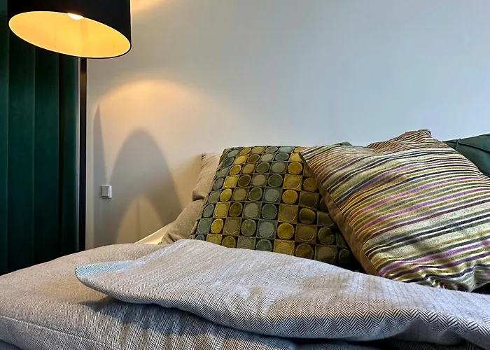 Vibe In Architectural Settings