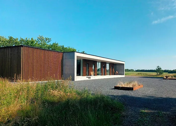 Tatil Evi Vibe In Architectural Settings *